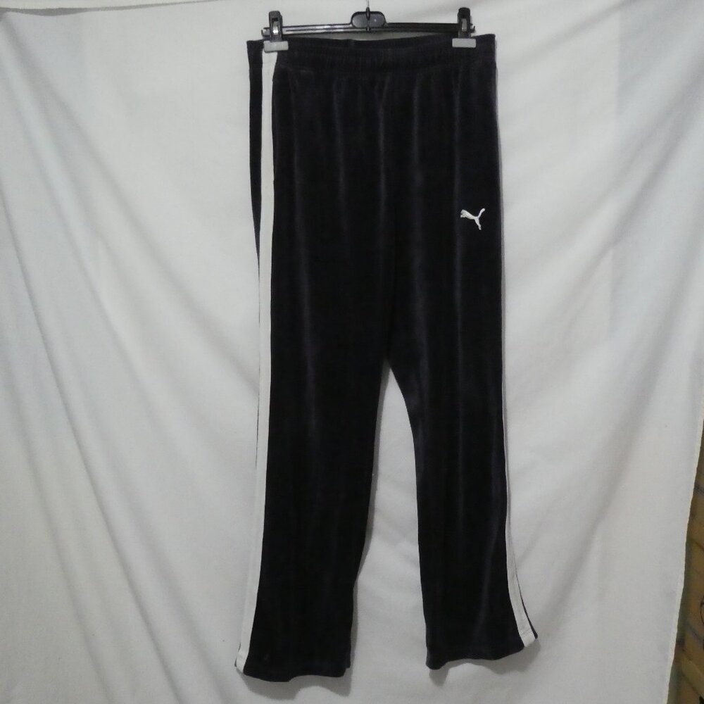 PUMA | large | Purple Velour Exercise Pants With White Stripe Sides | GUC